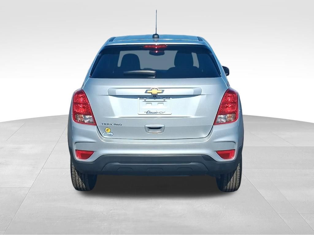 Used 2020 Chevrolet Trax LS w/ Tint and Cruise Package image 9