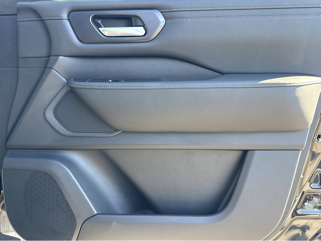 New 2026 Nissan Armada SV image 10