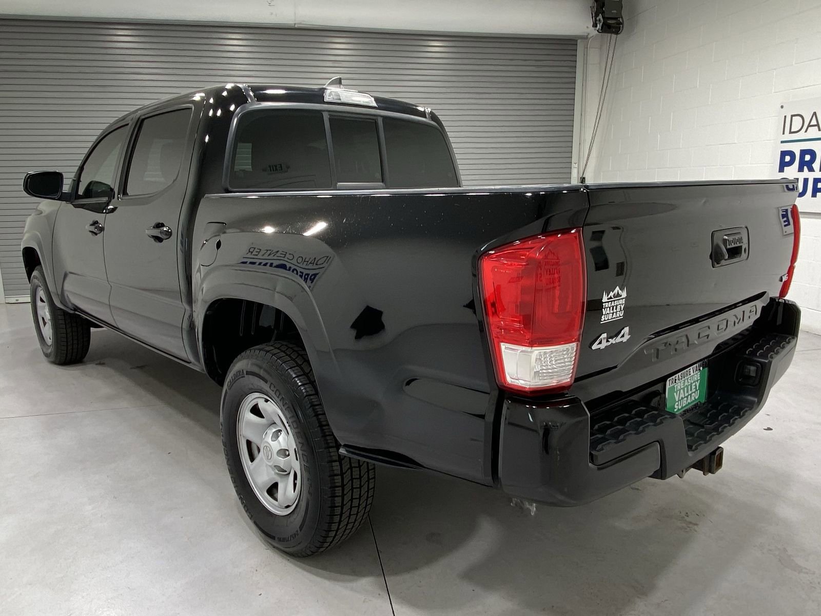 Used 2016 Toyota Tacoma SR w/ Towing Package image 6