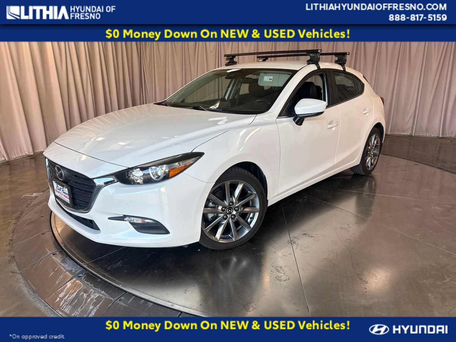 Used 2018 MAZDA MAZDA3 Touring FWD image 1