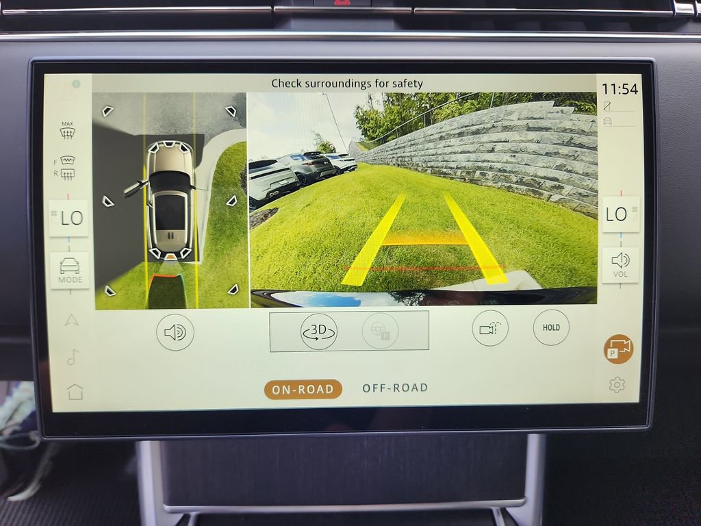 New 2025 Land Rover Range Rover SE image 21