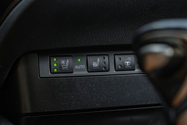 Used 2023 Lexus ES 350 w/ Premium Package FWD image 31