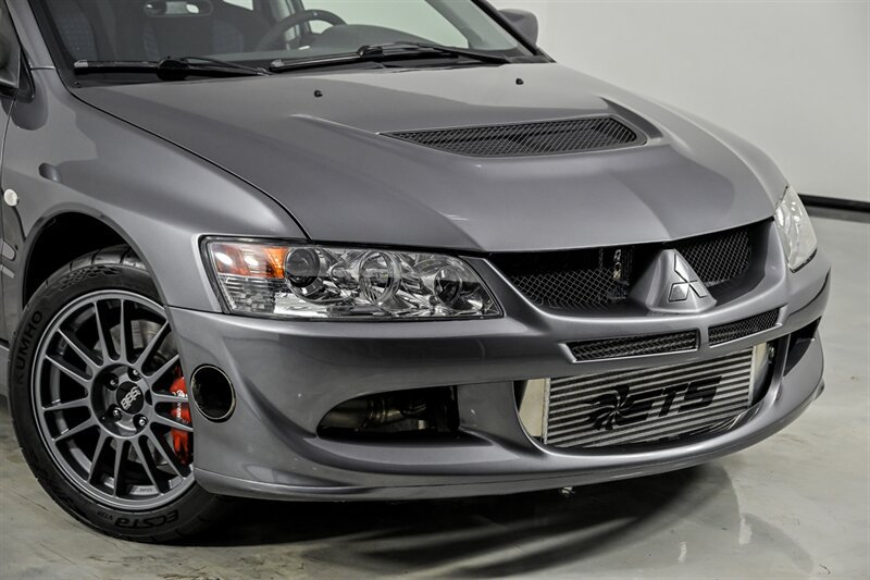 Used 2005 Mitsubishi Lancer Evolution AWD/4WD image 2