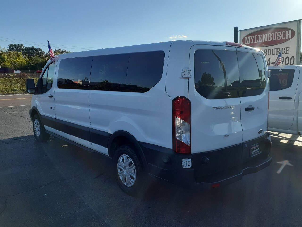 Used 2015 Ford Transit 350 XLT image 9