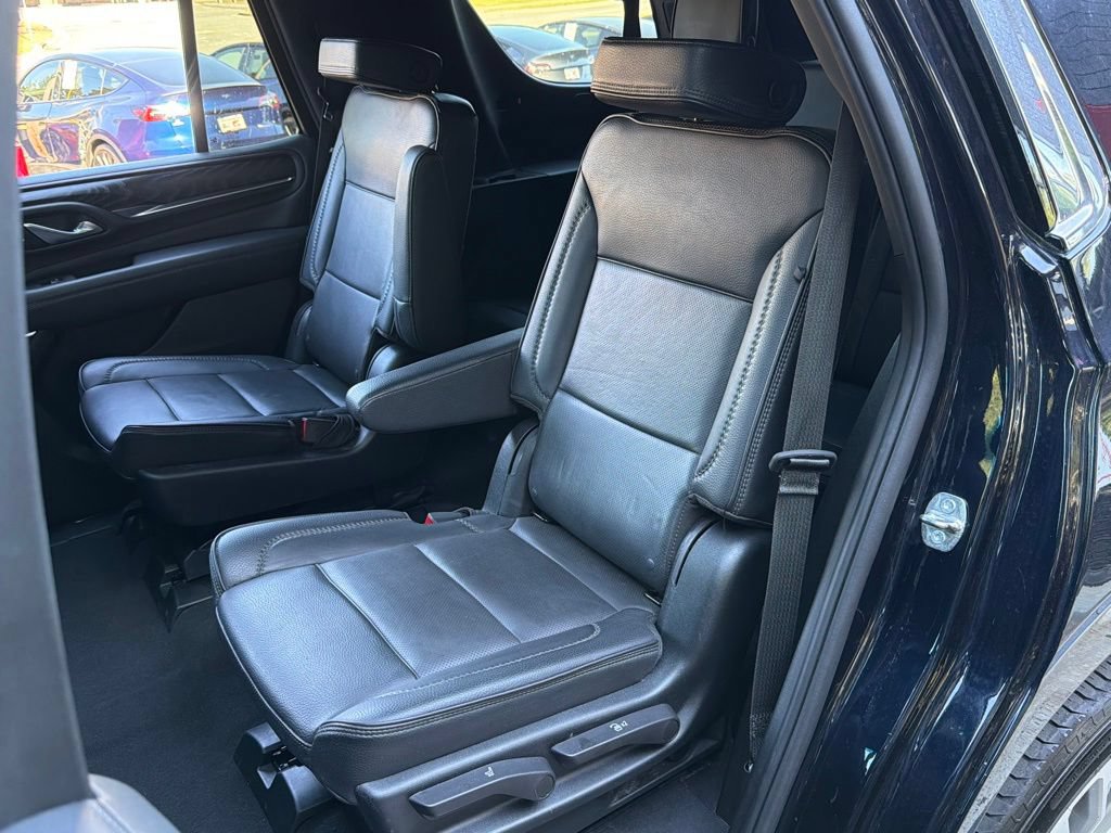 Used 2023 GMC Yukon Denali AWD/4WD image 32