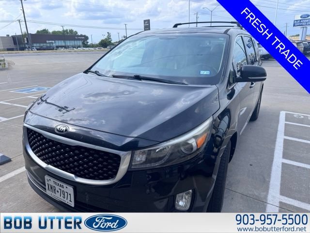 Used 2015 Kia Sedona EX FWD image 2