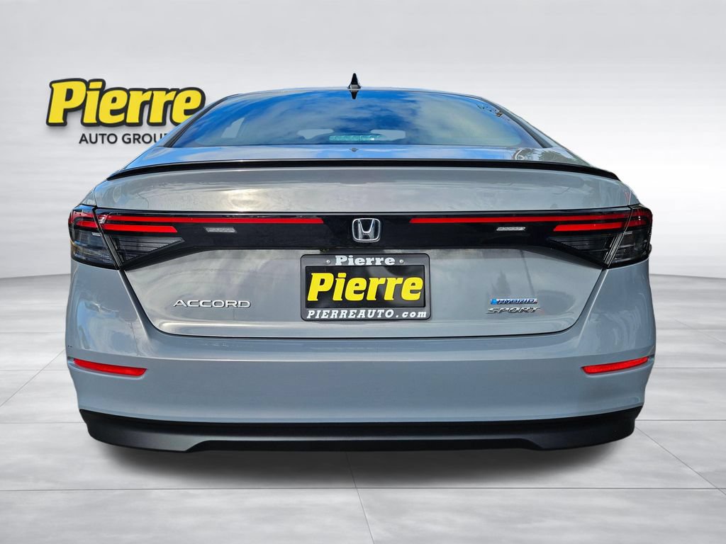 Used 2023 Honda Accord Sport image 4