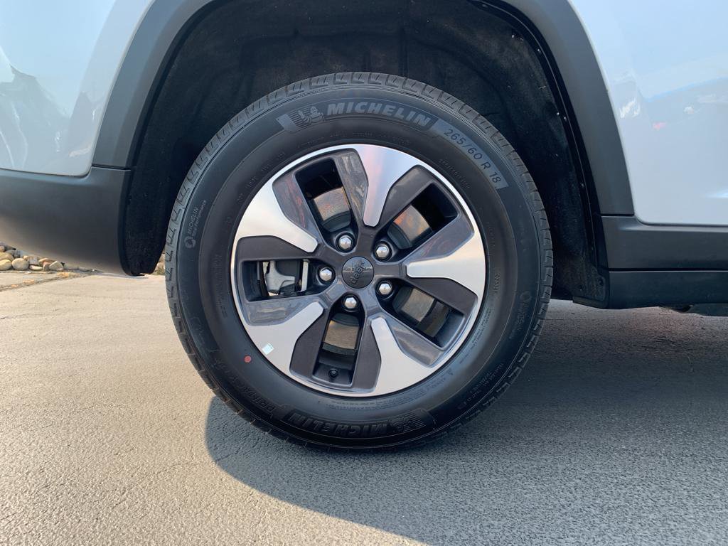 Used 2024 Jeep Grand Cherokee Limited 4xe image 33