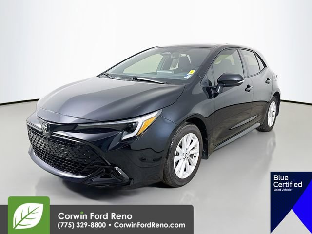 Used 2025 Toyota Corolla SE image 3