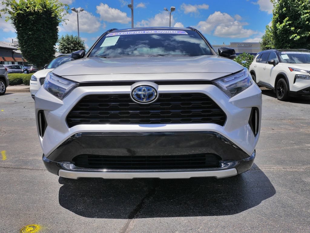 Used 2022 Toyota RAV4 XSE AWD/4WD image 2