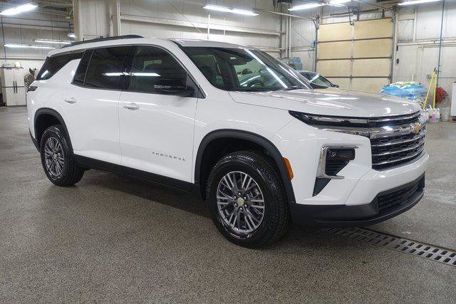 New 2026 Chevrolet Traverse LT image 1