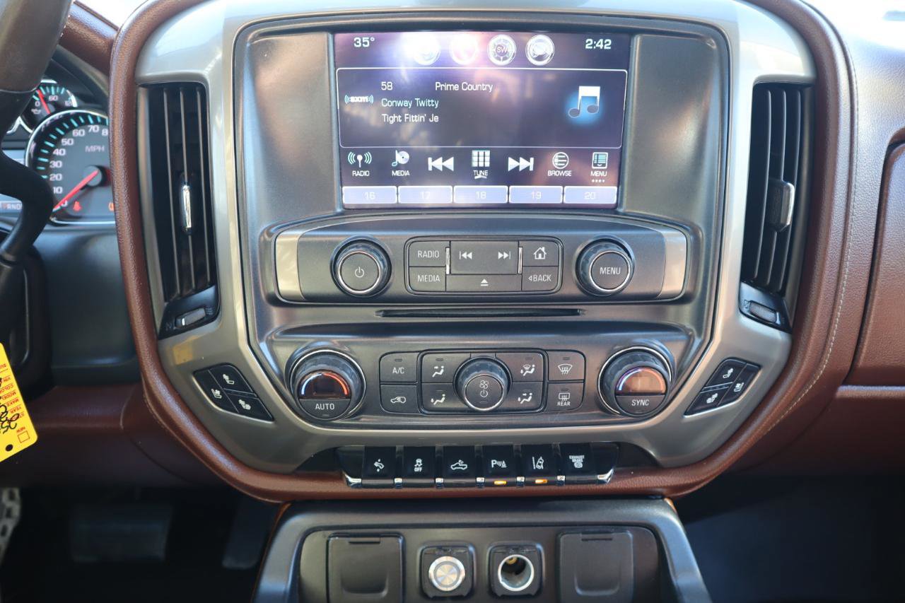 Used 2019 Chevrolet Silverado 2500 High Country w/ Duramax Plus Package image 11