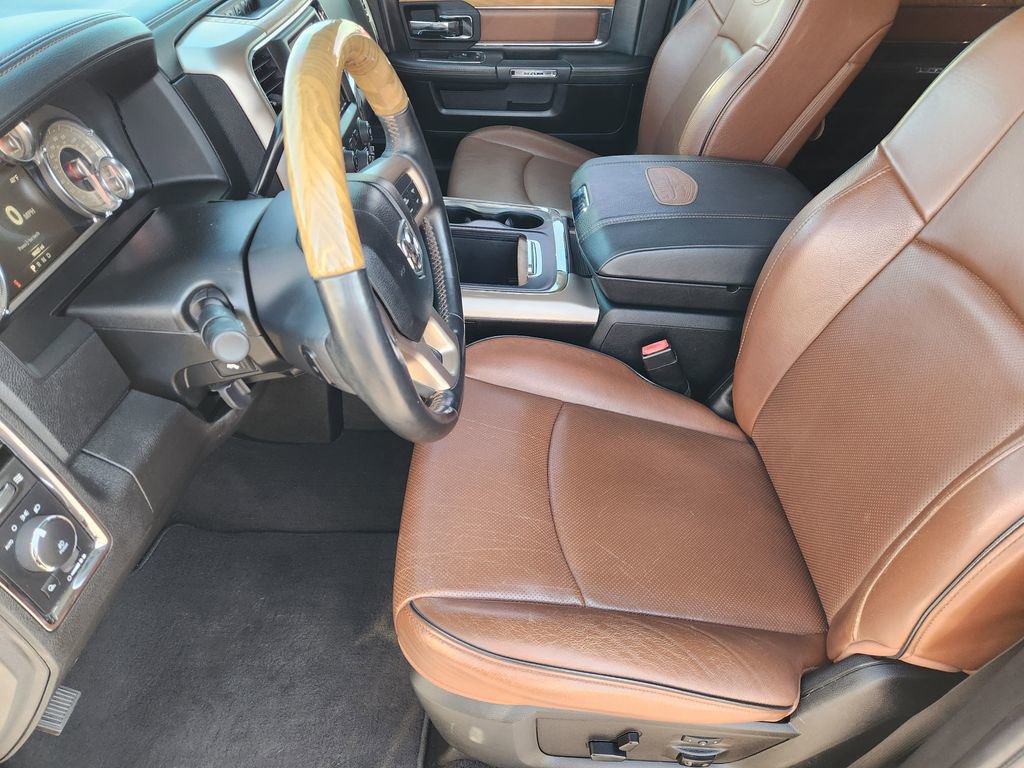 Used 2018 RAM 3500 Laramie Longhorn image 16