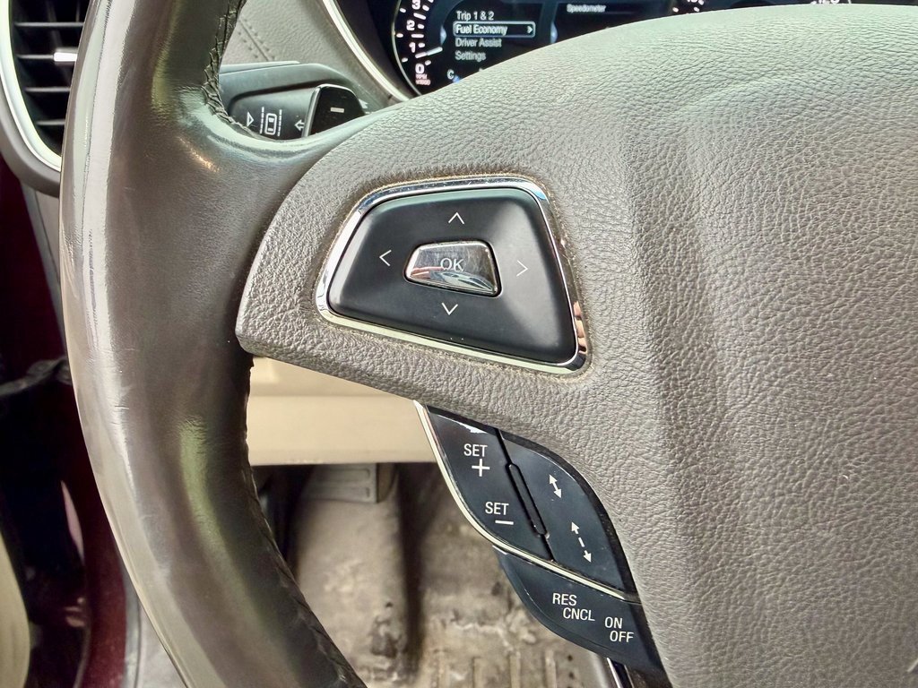 Used 2017 Lincoln MKX Reserve w/ Driver Assistance Package image 27