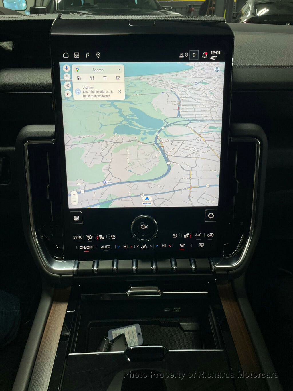 Used 2026 GMC Yukon Denali w/ Sun & Power Step Package image 16