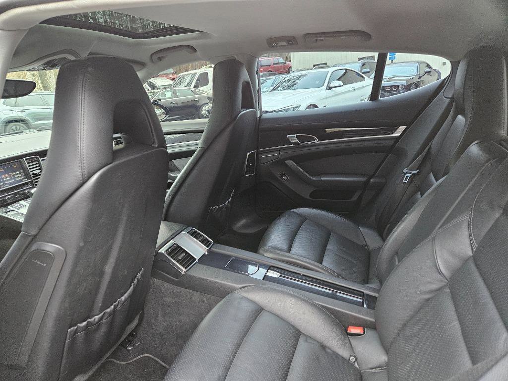 Used 2012 Porsche Panamera 4 image 20