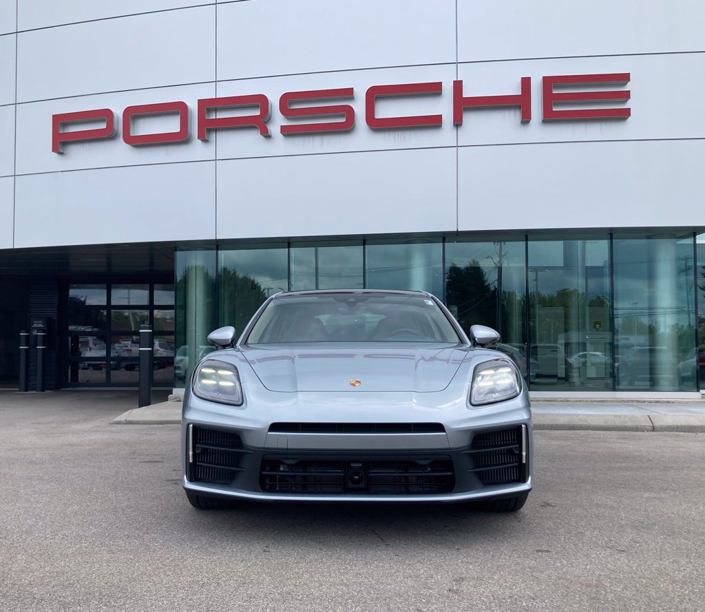 New 2025 Porsche Panamera 4 AWD/4WD image 19