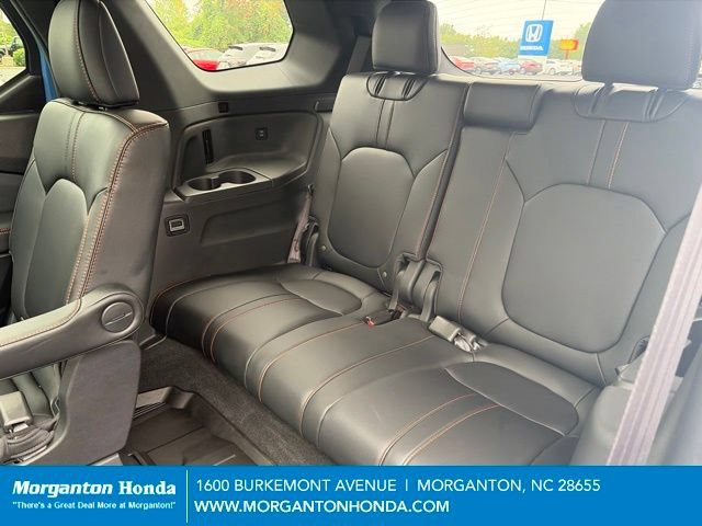 Used 2025 Honda Pilot TrailSport image 29