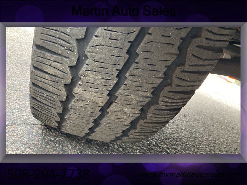 Used 2016 Ford Transit 250 130 Low Roof RWD image 13