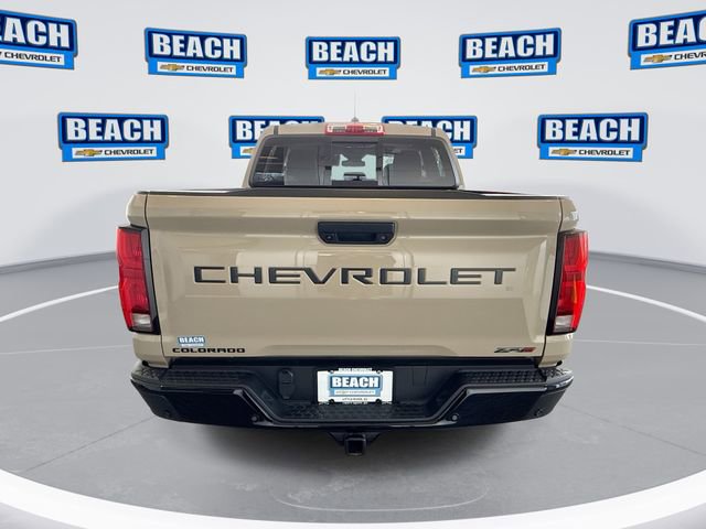 Used 2024 Chevrolet Colorado ZR2 w/ ZR2 Convenience Package III AWD/4WD image 6