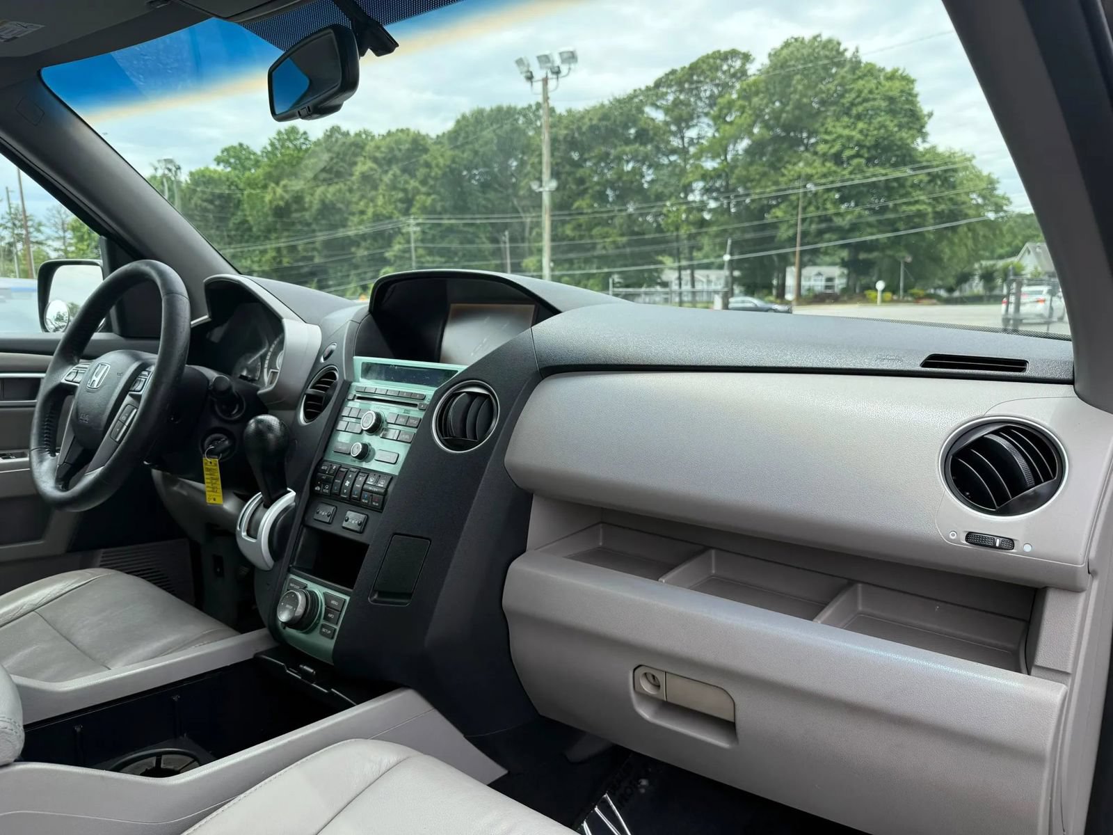 Used 2011 Honda Pilot EX-L image 10
