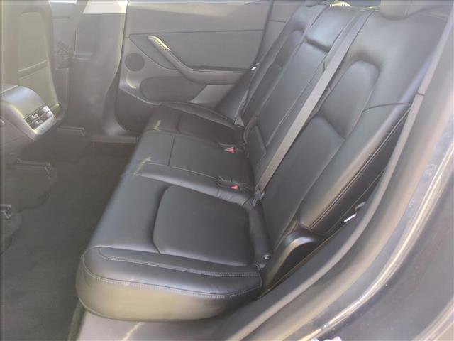 Used 2020 Tesla Model Y Long Range image 18