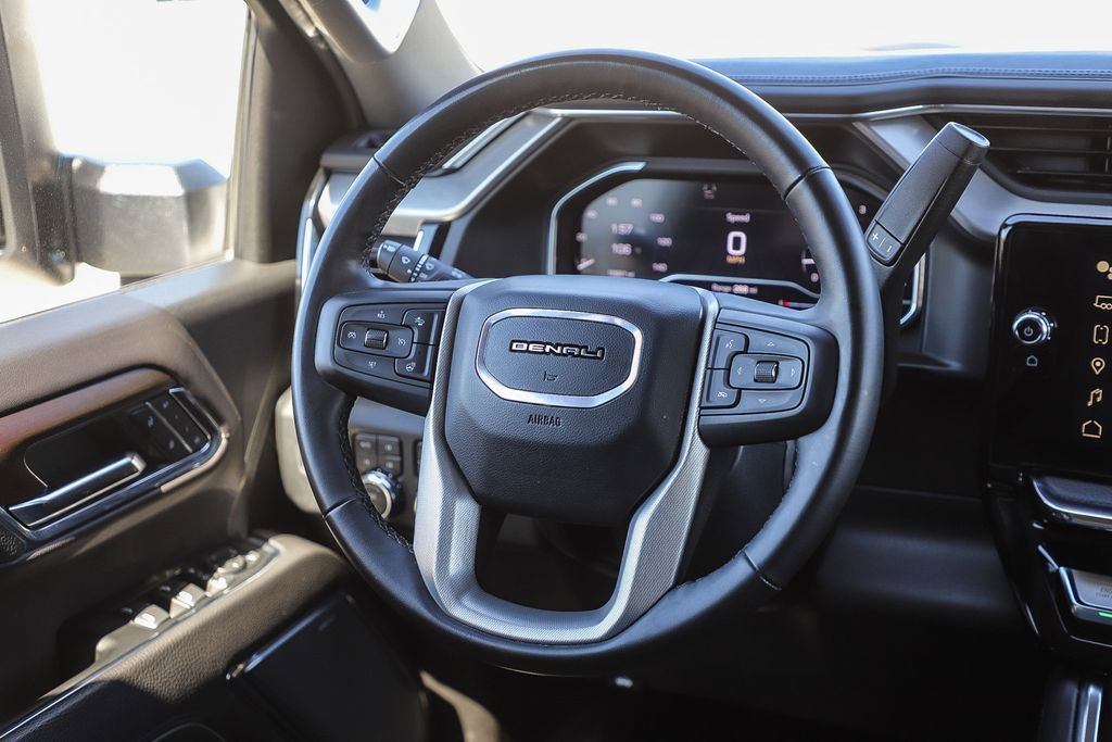 Used 2024 GMC Sierra 3500 Denali w/ Denali Reserve Package image 17