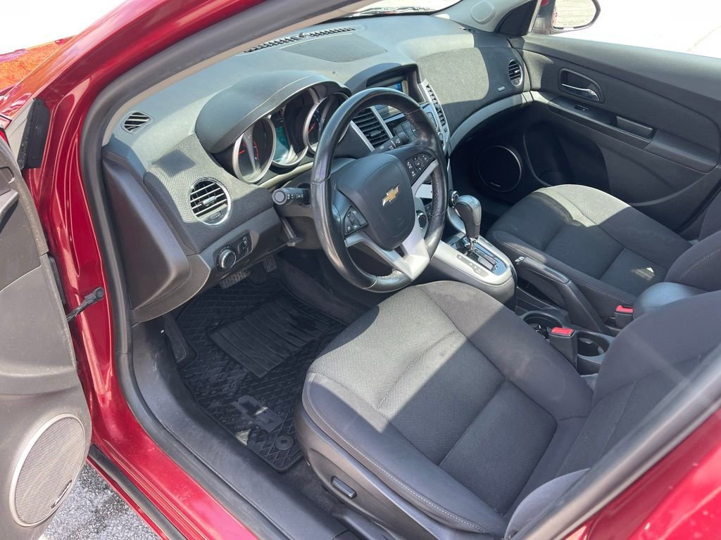 Used 2014 Chevrolet Cruze LT w/ All-Star Edition FWD image 13