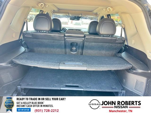 Used 2017 Nissan Rogue SL w/ SL Premium Package image 13