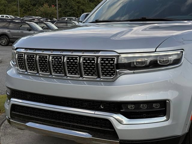 Used 2023 Jeep Grand Wagoneer Series III AWD/4WD image 10
