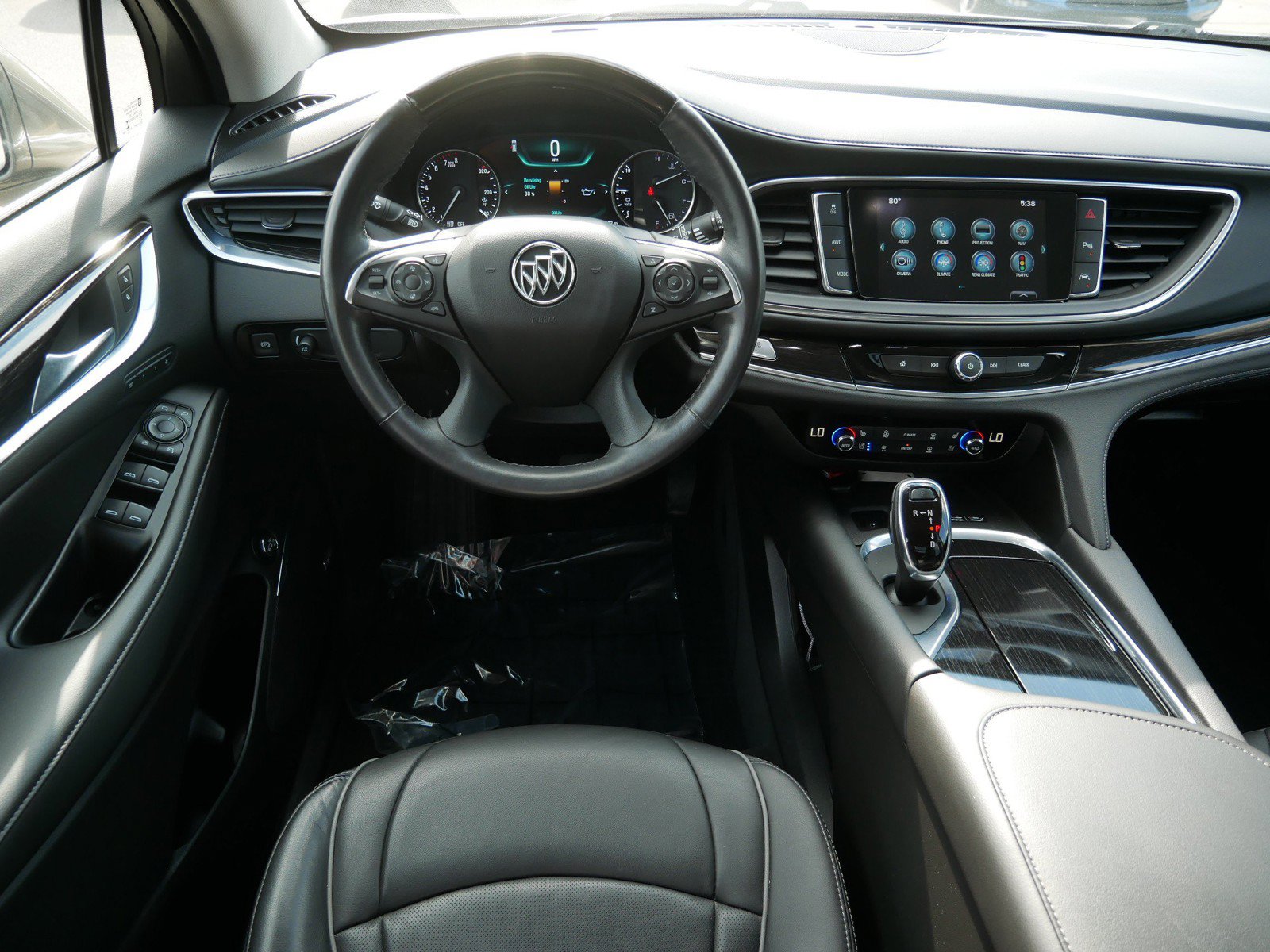 Used 2019 Buick Enclave Avenir w/ Avenir Technology Package AWD/4WD image 13