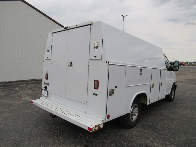 Used 2021 Chevrolet Express 3500 w/ Power Convenience Package RWD image 3