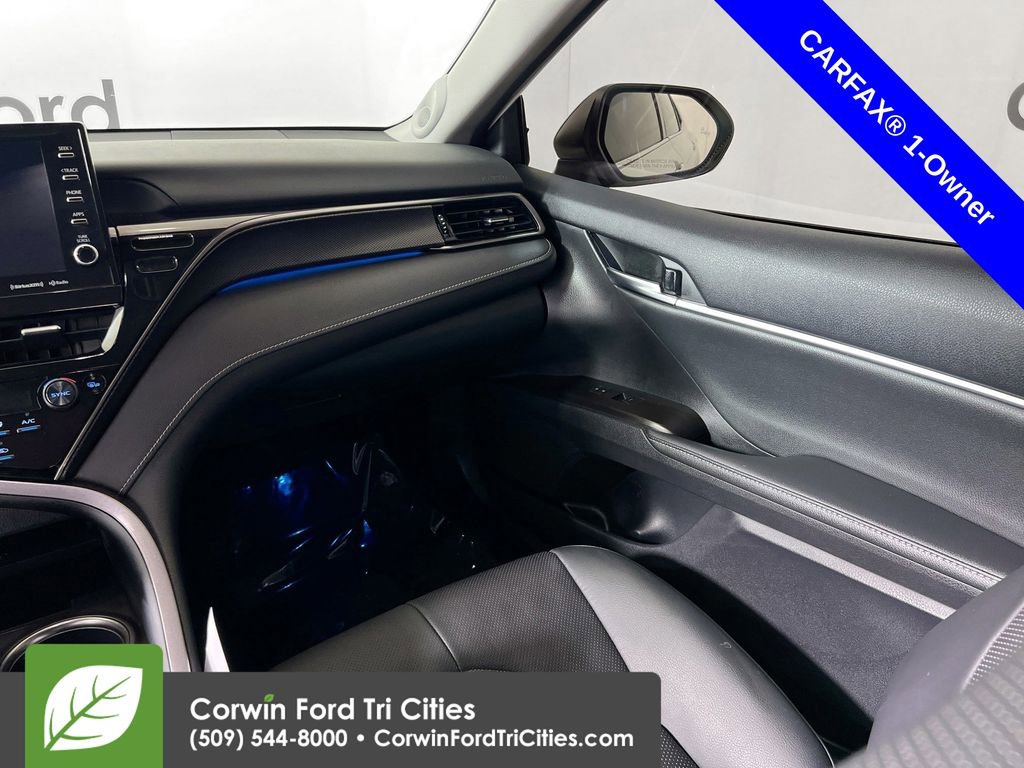 Used 2024 Toyota Camry XSE w/ Navigation Package image 27