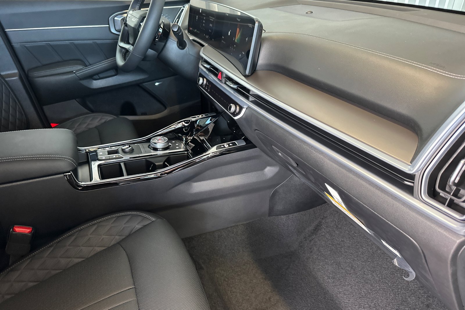 New 2026 Kia Sorento SX Prestige AWD/4WD image 16
