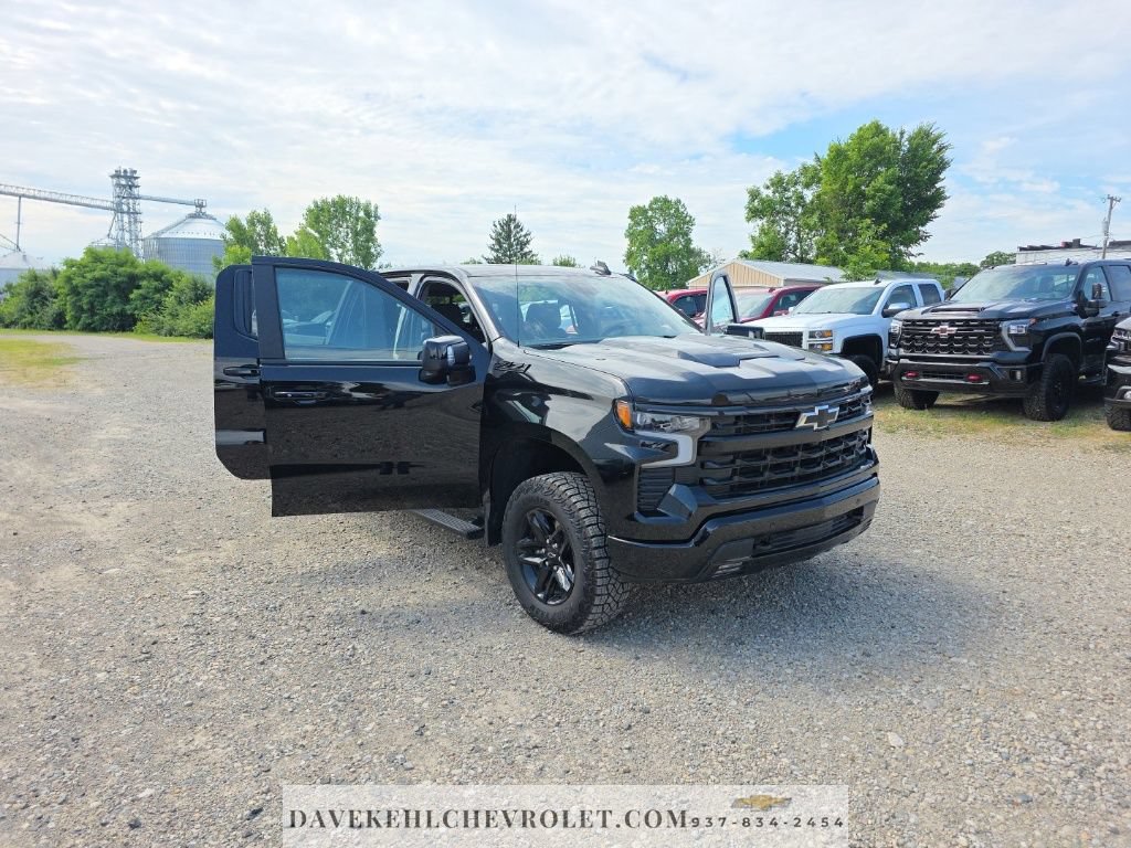 Used 2025 Chevrolet Silverado 1500 LT Trail Boss w/ LT Trail Boss Premium Package AWD/4WD image 48