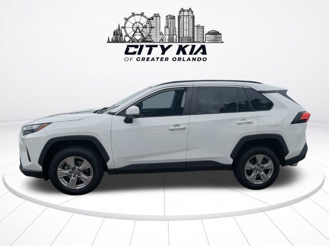 Used 2023 Toyota RAV4 XLE w/ Convenience Package FWD image 3