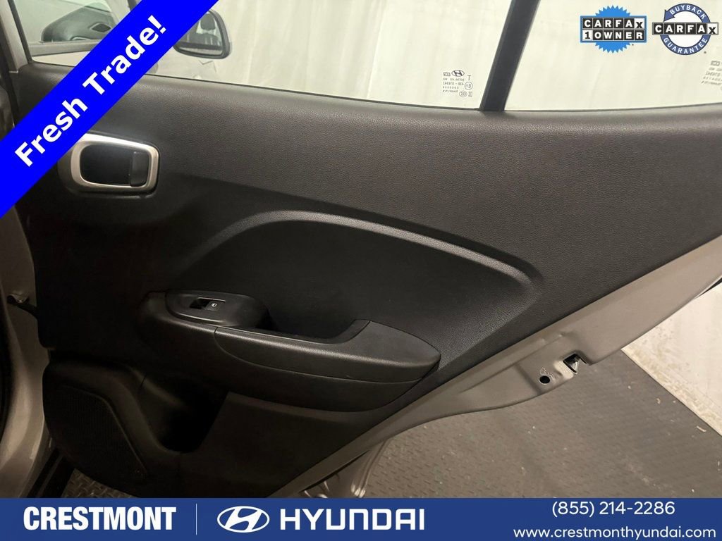 Certified 2023 Hyundai Venue SEL FWD image 30