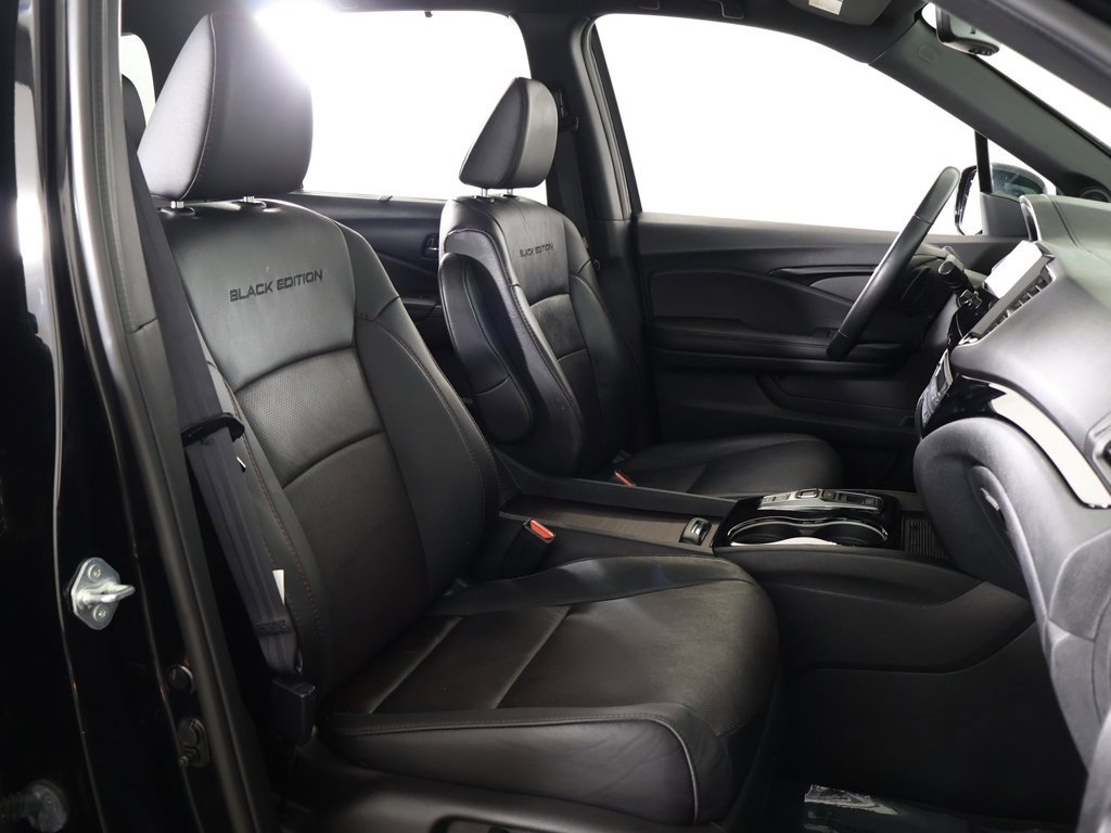 Used 2022 Honda Pilot Black Edition image 35