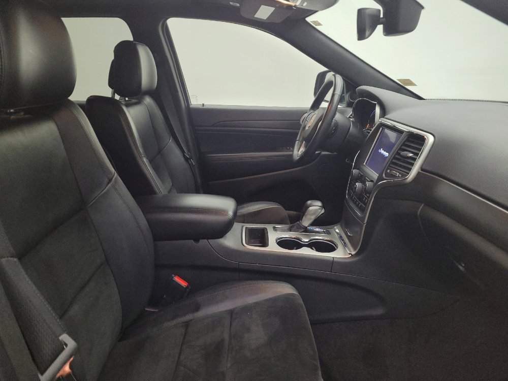 Used 2018 Jeep Grand Cherokee Altitude image 21