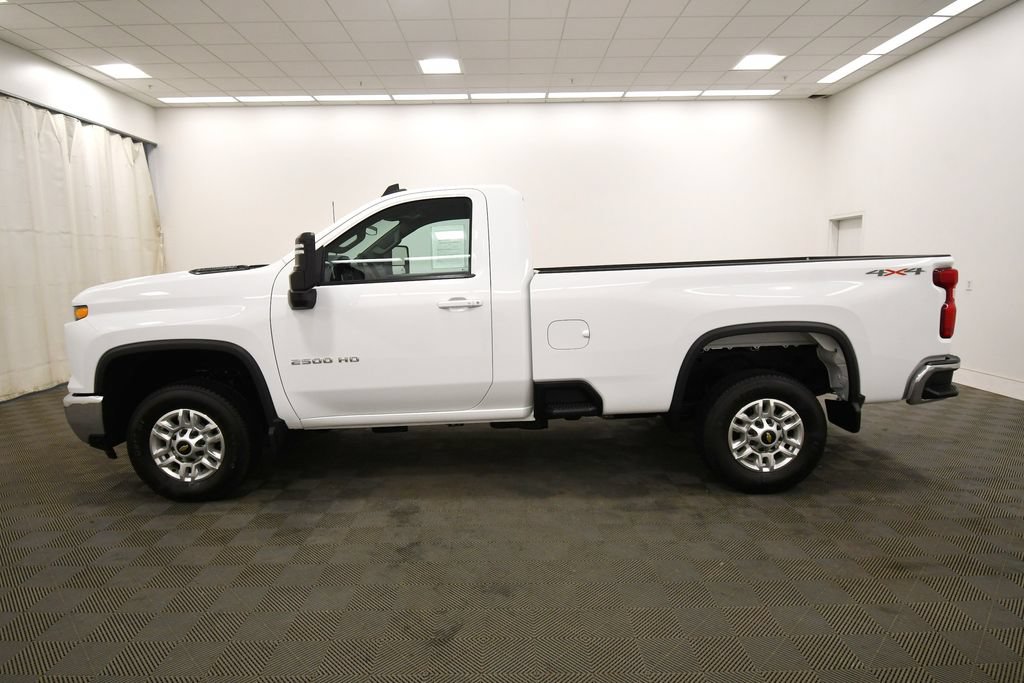 Used 2024 Chevrolet Silverado 2500 LT w/ Convenience Package AWD/4WD image 4