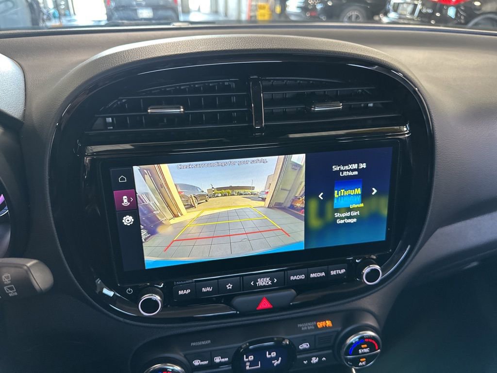 Used 2025 Kia Soul EX FWD image 6