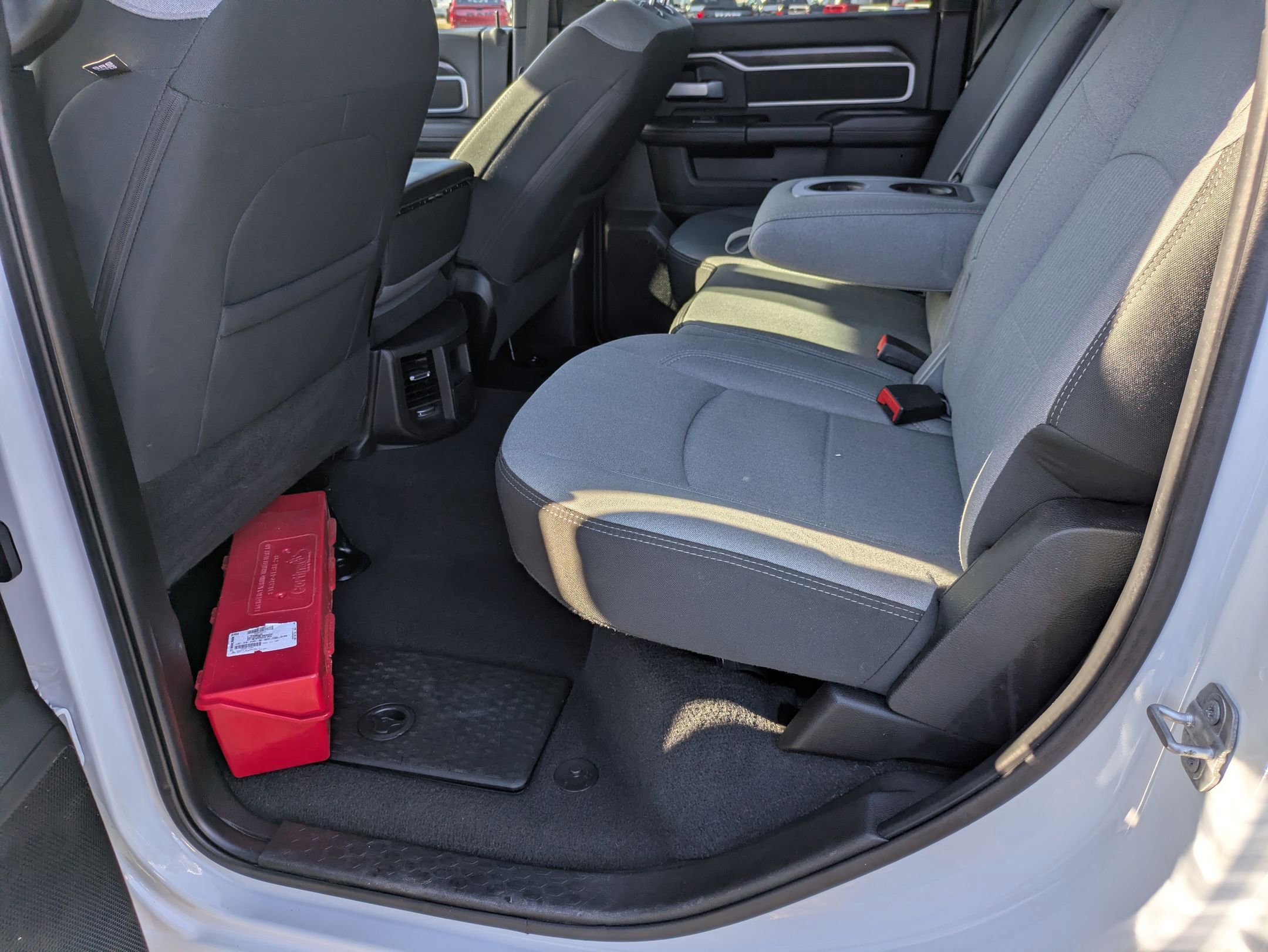 Certified 2024 RAM 3500 Big Horn image 28