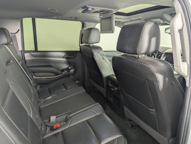 Used 2016 Chevrolet Suburban LT w/ Luxury Package image 22