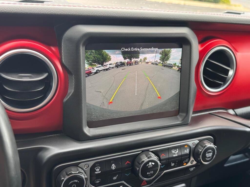 Used 2021 Jeep Wrangler Unlimited Rubicon AWD/4WD image 18