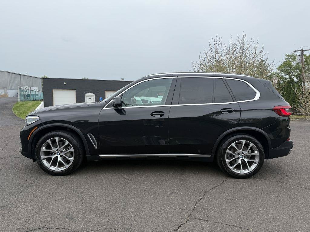 Used 2019 BMW X5 xDrive40i w/ Convenience Package AWD/4WD image 4