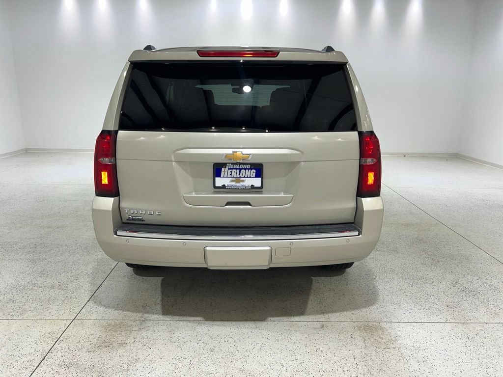 Used 2015 Chevrolet Tahoe LTZ RWD image 4