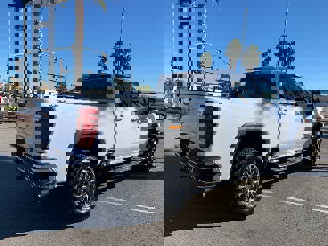 New 2026 GMC Sierra 2500 SLT w/ SLT Premium Package image 5