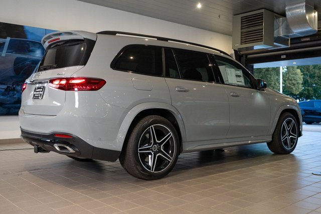 New 2026 Mercedes-Benz GLS 450 4MATIC image 6