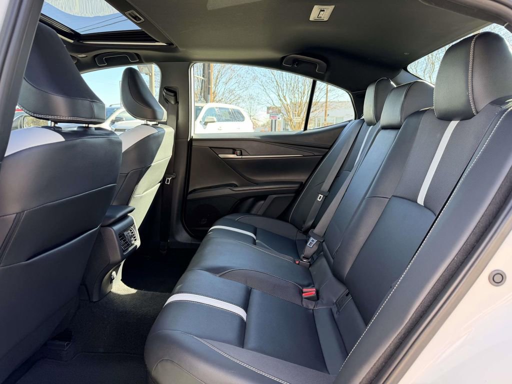 Certified 2025 Toyota Camry SE w/ Convenience Package image 16