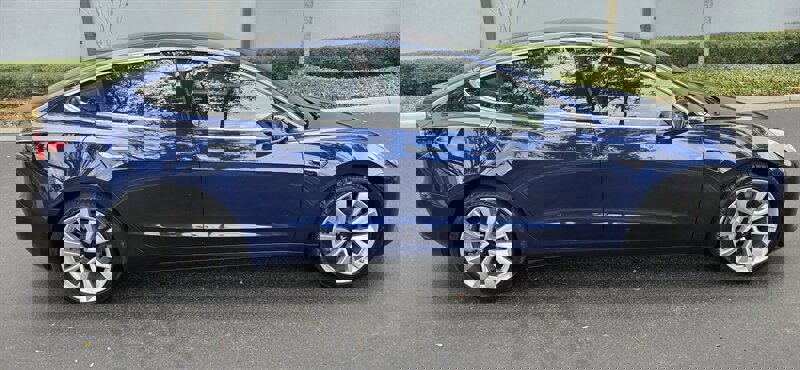 Used 2017 Tesla Model 3 Long Range image 3